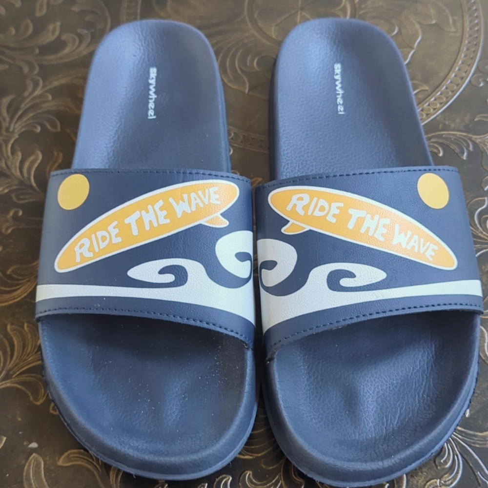 Boys Size 5 Ride The Waves Blue Rubber Slides Sandles Shoes